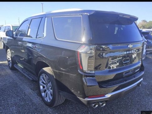 Used 2025 Chevrolet Tahoe Premier image 2