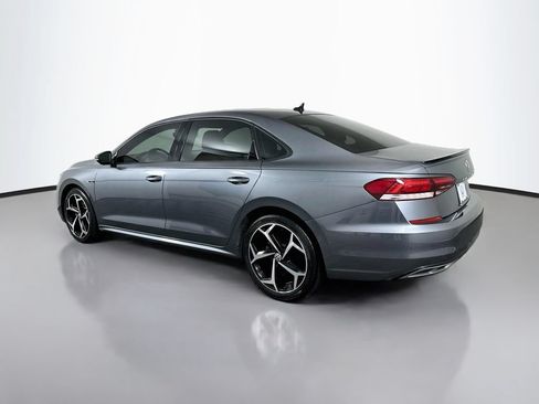 Used 2022 Volkswagen Passat 2.0T R-Line FWD image 7