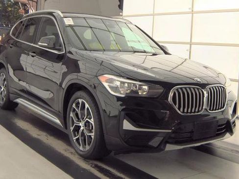 Used 2022 BMW X1 xDrive28i w/ Convenience Package AWD/4WD image 2