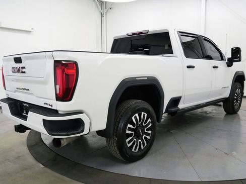 Used 2021 GMC Sierra 2500 AT4 w/ AT4 Premium Plus Package AWD/4WD image 7