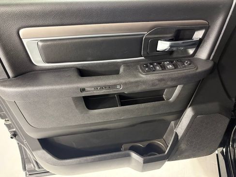 Used 2024 RAM 1500 Warlock AWD/4WD image 18