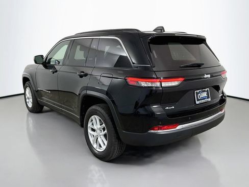 Used 2025 Jeep Grand Cherokee Laredo X w/ Luxury Tech Group I AWD/4WD image 5
