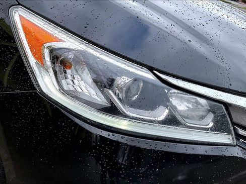 Used 2016 Honda Accord EX-L image 27