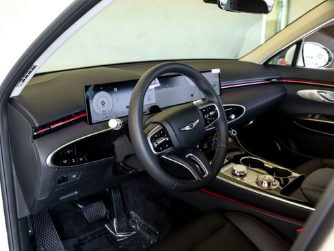 Used 2026 Genesis GV70 2.5T image 16