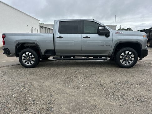 Certified 2026 Chevrolet Silverado 2500 Custom w/ Custom Value Package AWD/4WD image 4