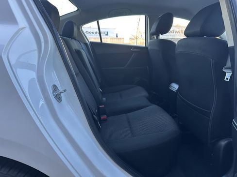 Used 2012 MAZDA MAZDA3 i Touring image 26