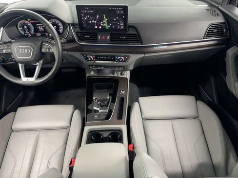 Used 2025 Audi Q5 e Premium Plus image 16