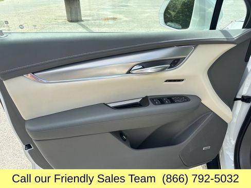 Used 2020 Cadillac XT5 Premium Luxury AWD/4WD image 11