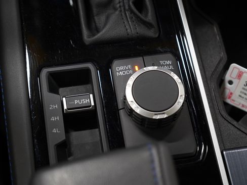 Used 2025 Toyota Tundra Platinum image 21