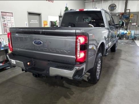Used 2024 Ford F250 Lariat image 3