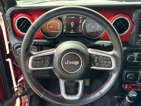 Used 2021 Jeep Gladiator Rubicon image 16