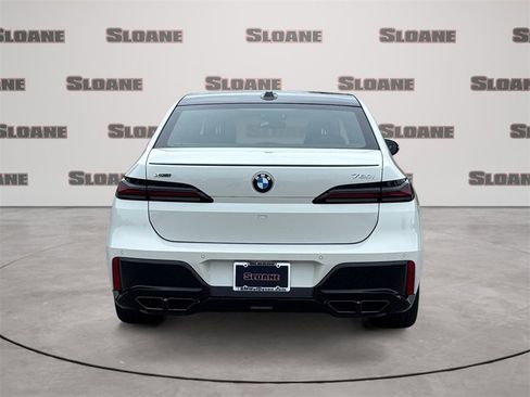 New 2025 BMW 760i xDrive image 4