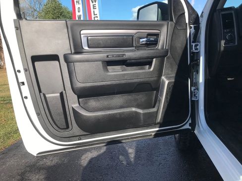 Used 2022 RAM 1500 Tradesman w/ Power & Remote Entry Group image 10