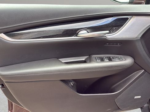 Certified 2023 Cadillac XT5 Premium Luxury AWD/4WD image 17