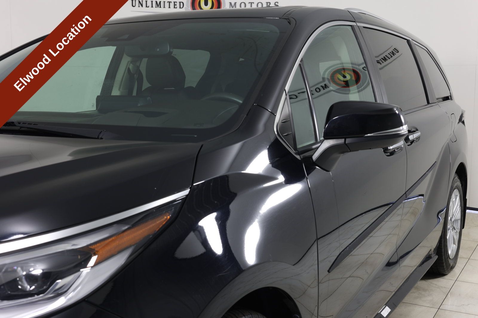 Used 2023 Toyota Sienna Platinum w/ Protection Package (TMS) AWD/4WD image 49