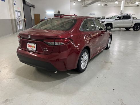 Used 2026 Toyota Corolla XLE image 9