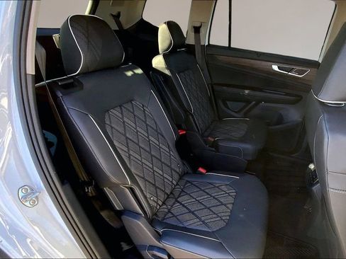 New 2026 Volkswagen Atlas SEL Premium R-Line AWD/4WD image 10