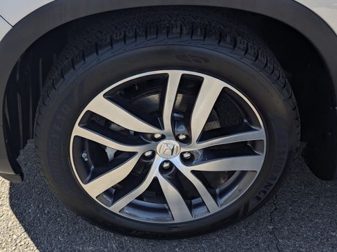 Used 2016 Honda Pilot Touring image 7