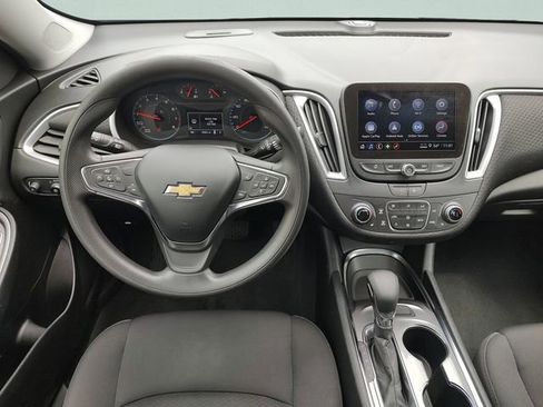 Used 2023 Chevrolet Malibu LT FWD image 10