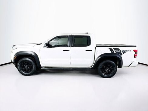 Used 2023 Nissan Frontier SV w/ Midnight Edition Package image 8