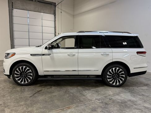 Used 2022 Lincoln Navigator Black Label AWD/4WD image 4