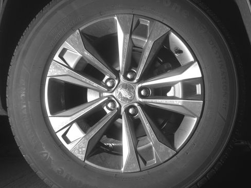 Used 2025 Chevrolet Equinox LT image 15