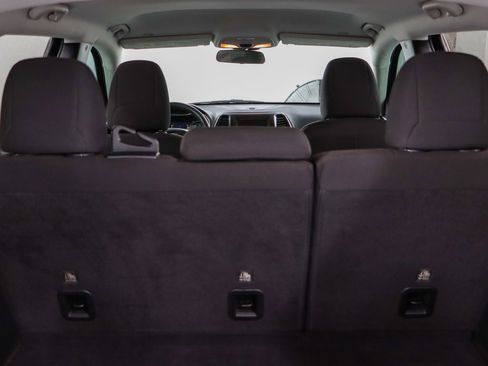 Used 2019 Jeep Cherokee Latitude w/ Popular Appearance Group image 28