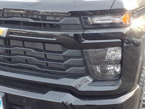 New 2026 Chevrolet Silverado 2500 Custom w/ Custom Value Package image 7