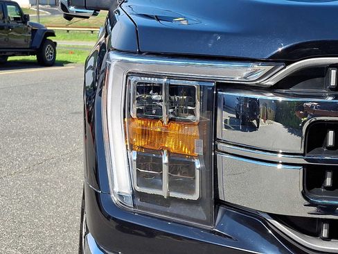 Used 2021 Ford F150 Lariat AWD/4WD image 9