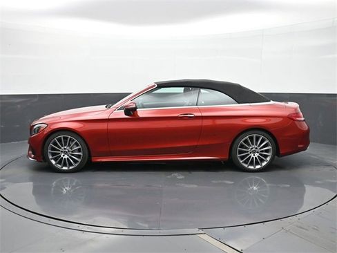 Used 2018 Mercedes-Benz C 300 Cabriolet image 2