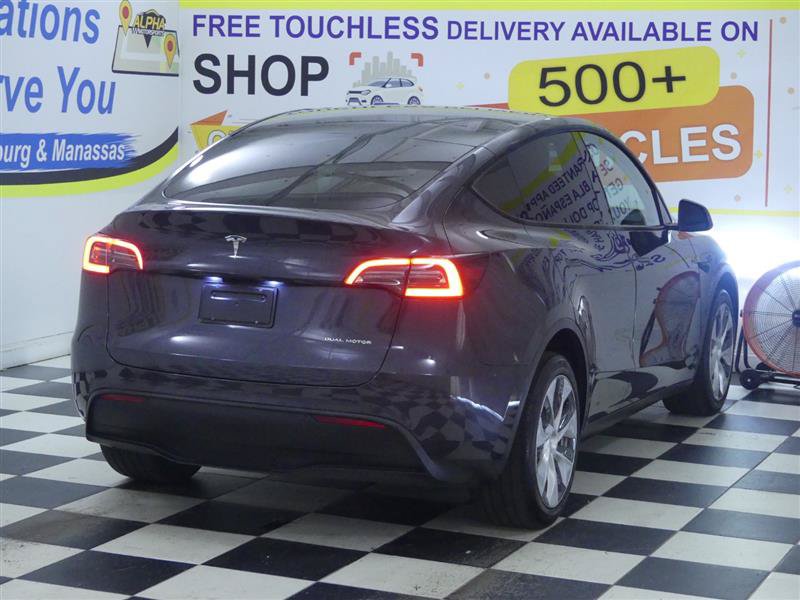 Used 2024 Tesla Model Y Long Range AWD/4WD image 6