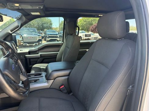 Used 2019 Ford F150 XLT w/ Equipment Group 302A Luxury AWD/4WD image 11