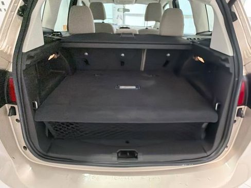 Used 2017 Ford C-MAX Energi SE w/ Equipment Group 401A image 20