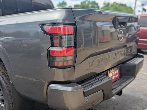 New 2026 Nissan Frontier SV w/ All-Weather Content Package AWD/4WD image 12