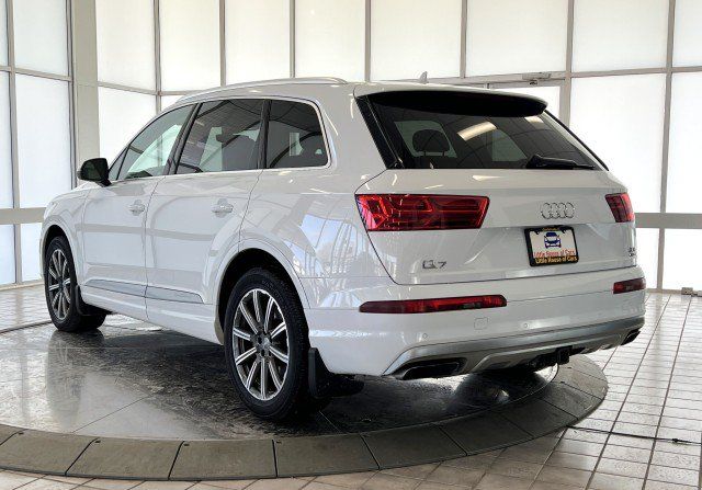 Used 2018 Audi Q7 3.0T Prestige AWD/4WD image 5
