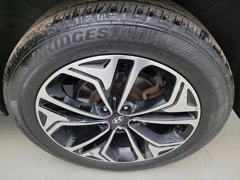 Used 2019 Hyundai Santa Fe Limited image 31