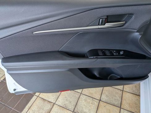 Used 2025 Toyota Camry LE image 14