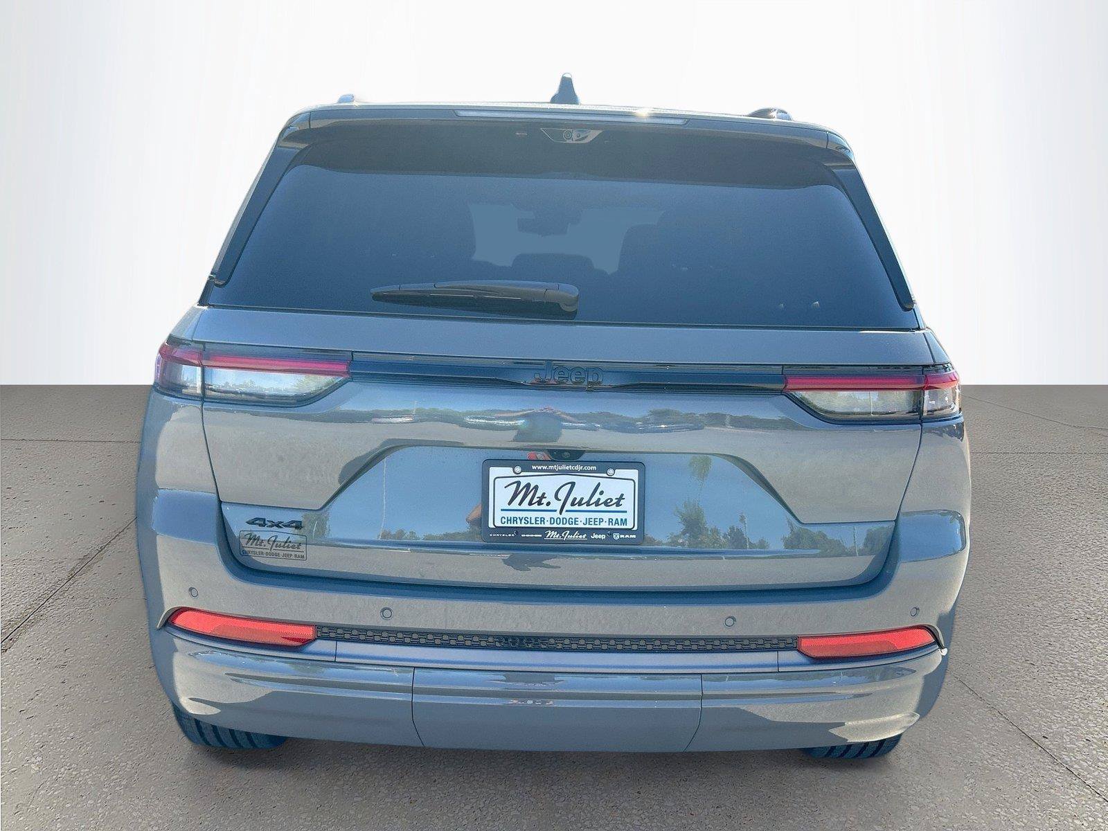 New 2027 Jeep Grand Cherokee Limited AWD/4WD image 5