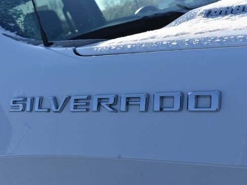 Used 2024 Chevrolet Silverado 1500 Custom image 13