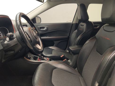 Used 2020 Jeep Compass Trailhawk AWD/4WD image 17