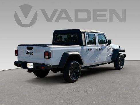 Used 2023 Jeep Gladiator Sport w/ Trailer Tow Package image 4