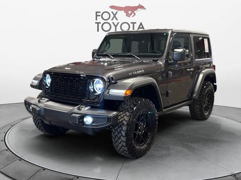 Used 2025 Jeep Wrangler Willys image 1