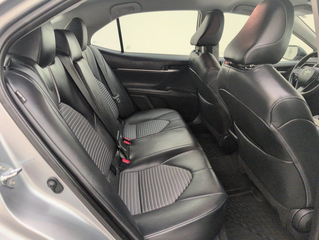 Used 2024 Toyota Camry SE FWD image 11