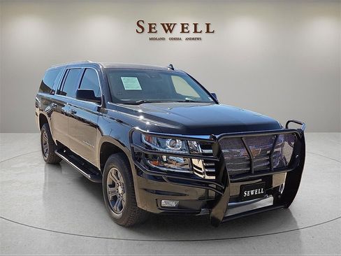 Used 2018 Chevrolet Suburban LT w/ Off-Road Package image 6