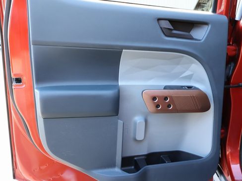 Used 2022 Ford Maverick Lariat w/ Equipment Group 500A Standard image 16