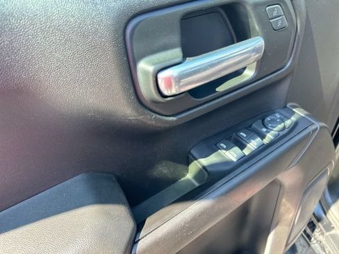 Used 2019 Chevrolet Silverado 1500 Custom Trail Boss w/ Custom Convenience Package AWD/4WD image 23
