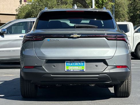 New 2026 Chevrolet Equinox EV LT image 4