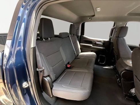 Used 2023 Chevrolet Silverado 1500 LT AWD/4WD image 17