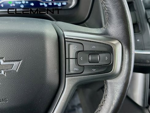 Used 2022 Chevrolet Suburban Z71 image 17