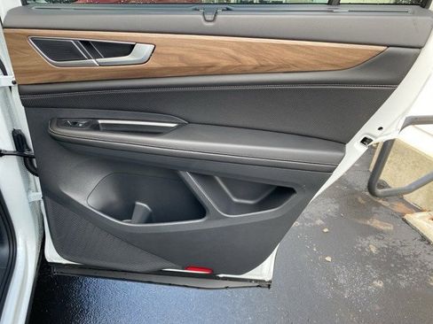 New 2026 Volkswagen Atlas SE image 47